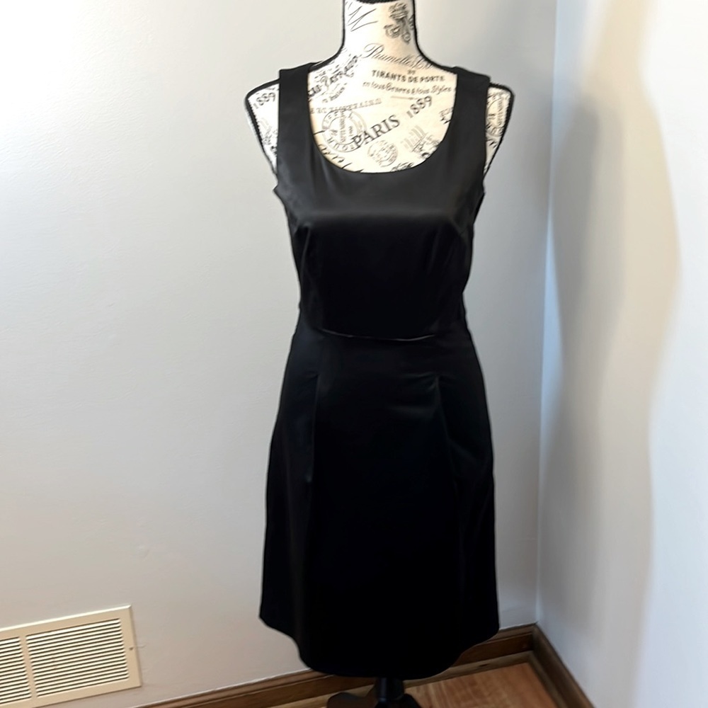 H&M BLACK SATIN LOOK SLEEVELESS DRESS-SIZE 6